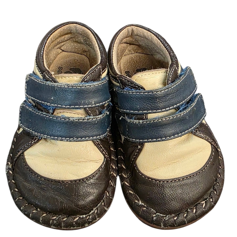 Sz. 6 See Kai Run Cream and Navy Baby Shoes